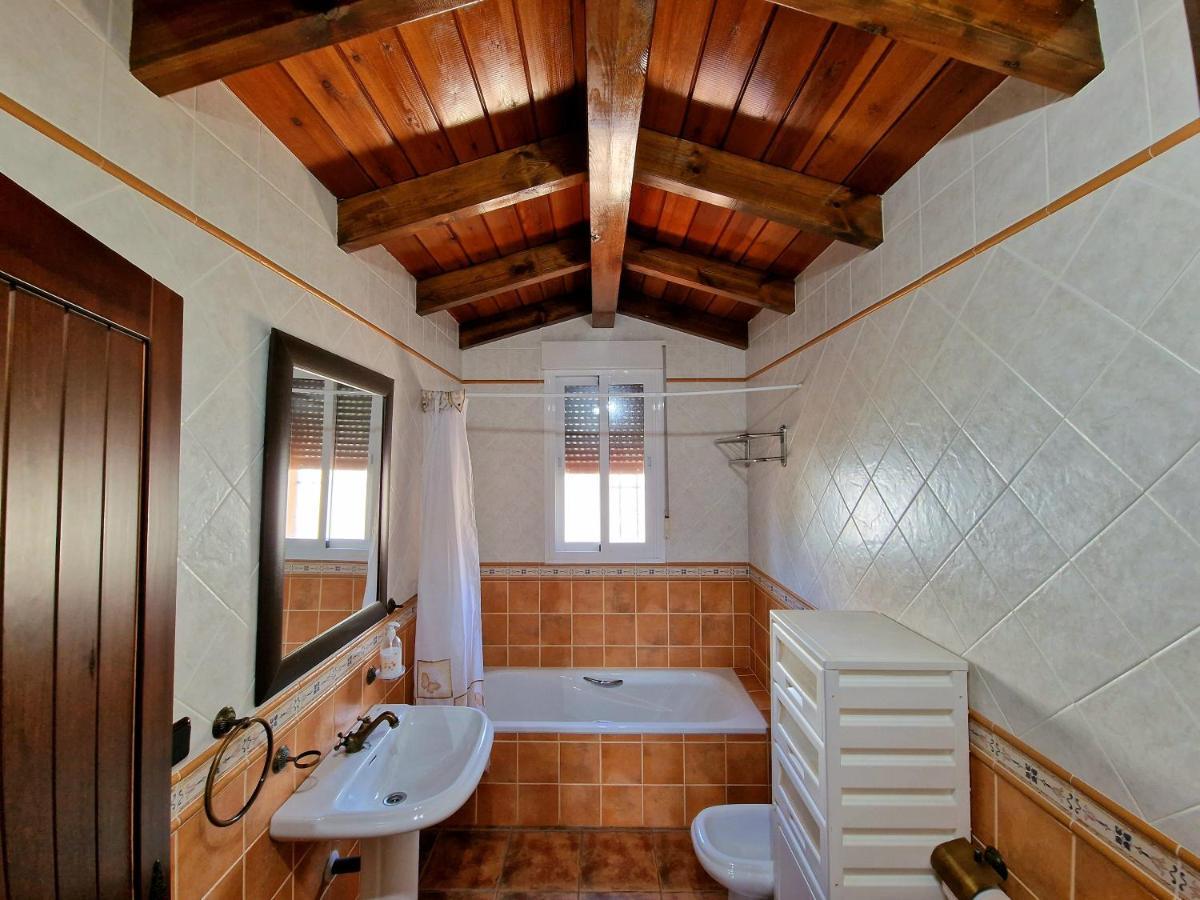 Chalet El Parral - Piscina Y Sala De Cine Malaga Ngoại thất bức ảnh
