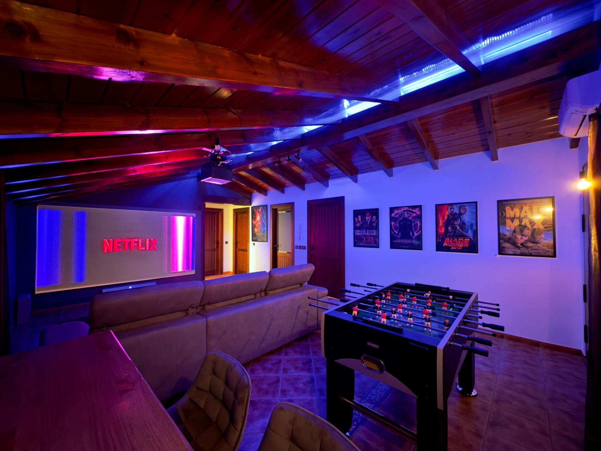 Chalet El Parral - Piscina Y Sala De Cine Malaga Ngoại thất bức ảnh