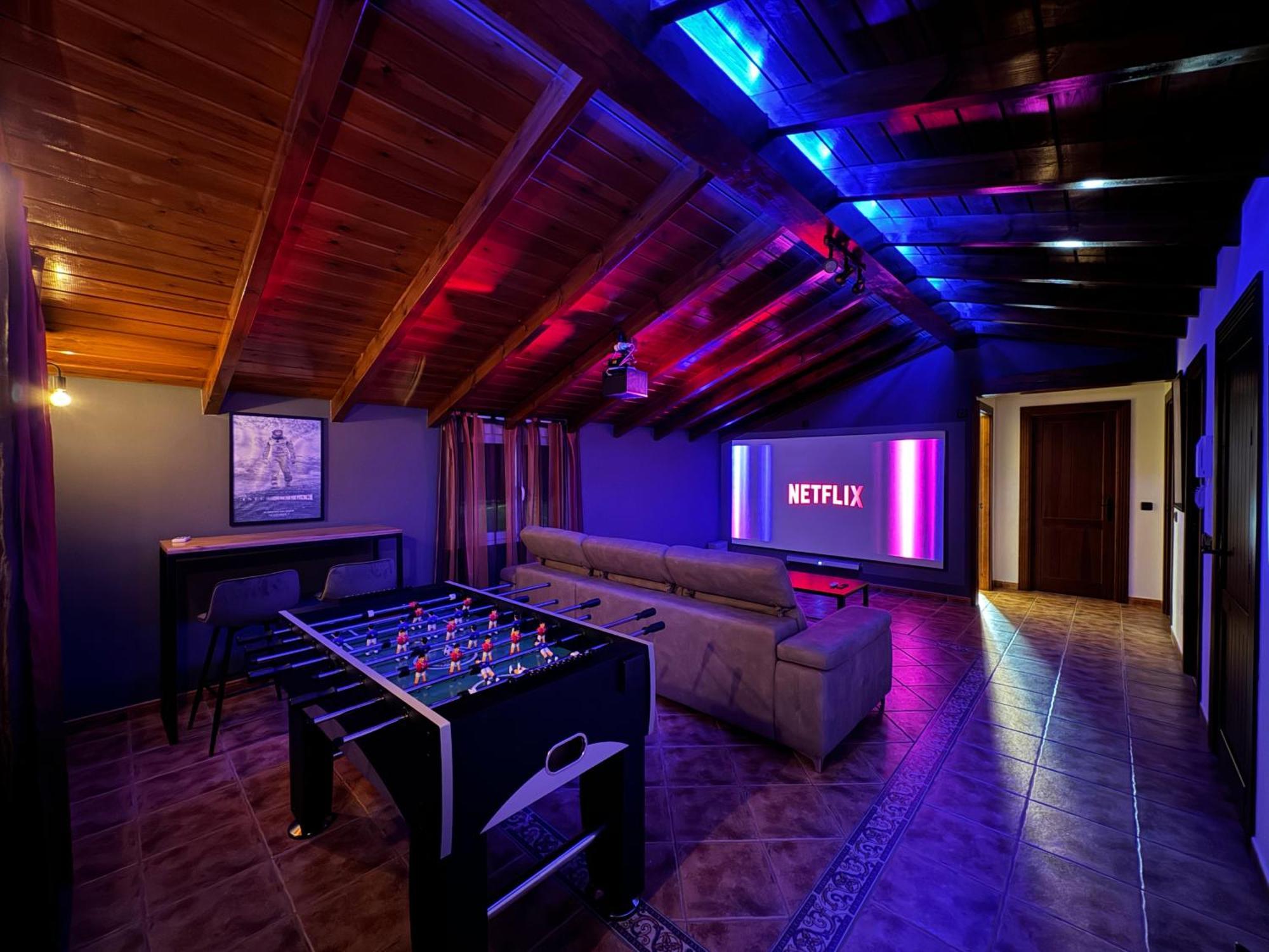 Chalet El Parral - Piscina Y Sala De Cine Malaga Ngoại thất bức ảnh